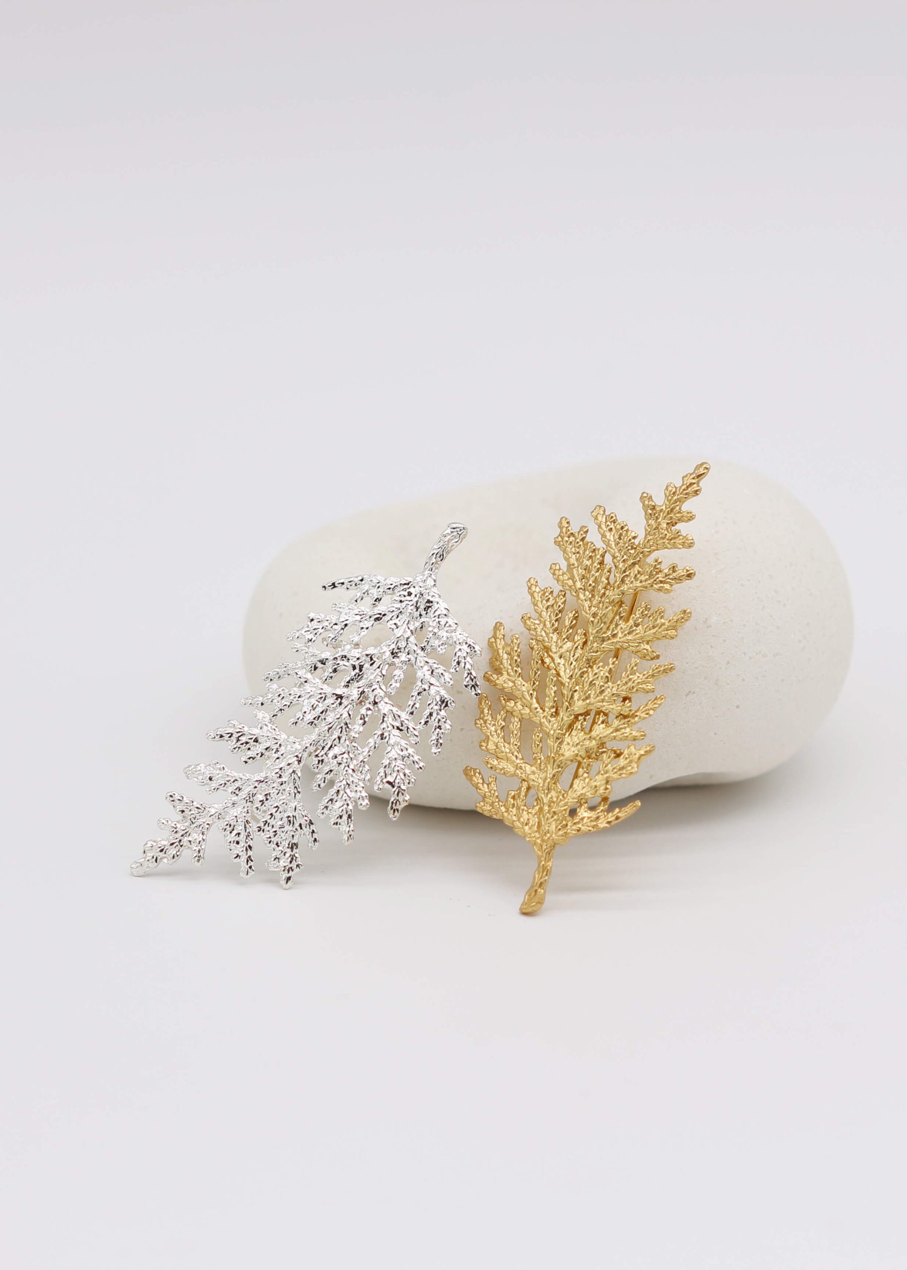 Hinoki Brooch・Large_1 扁柏純銀別針大款正面造型