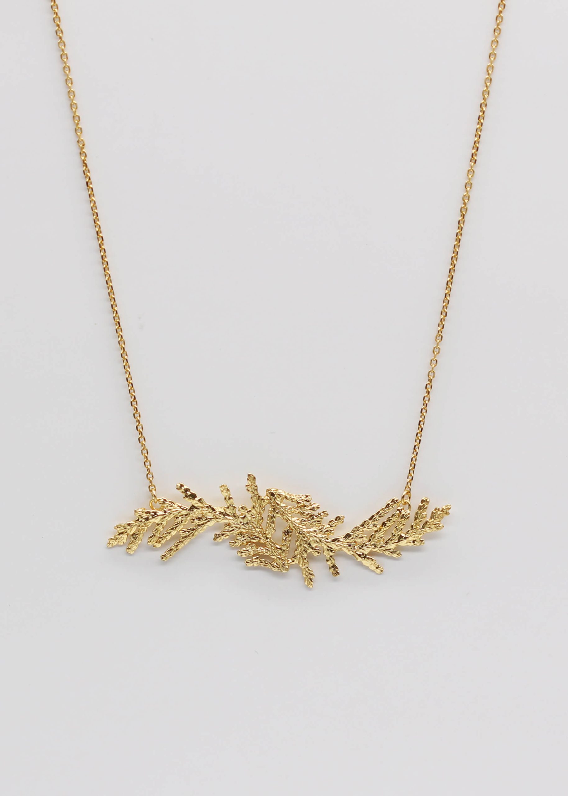 Hinoki Necklace_5 扁柏純銀項鍊金色正面細節