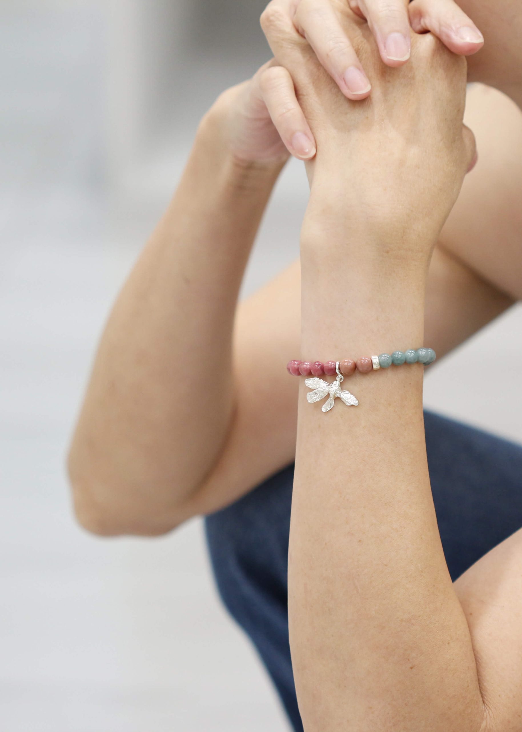 Six-Winged Fruit Natural Stone Bracelet_6